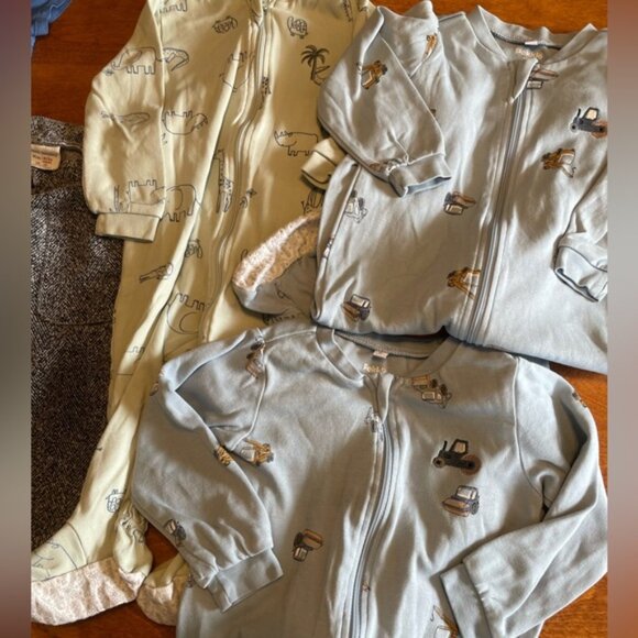 Baby Toddler Boy Bundle Lot Sleepers Onesie Pants 12 18m 18m 12m 18 24m Clothing - Picture 2 of 10